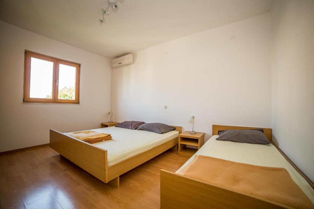 Apartments Grulovic Срима Екстериор снимка